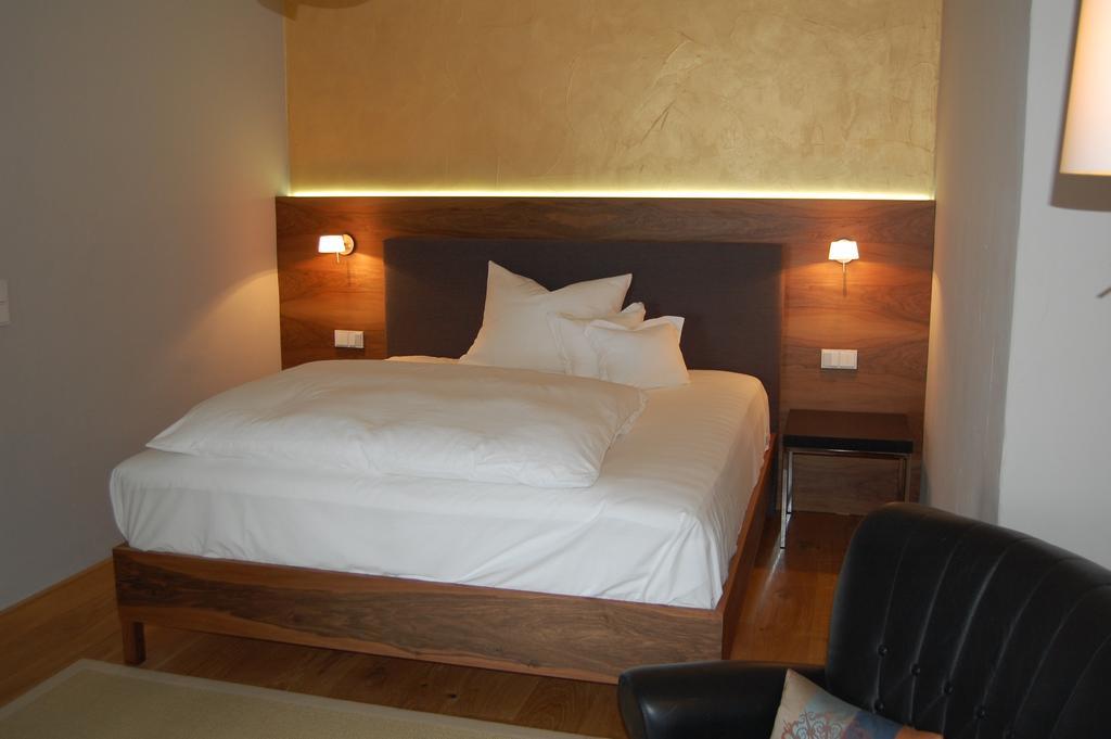 Fruehstueckshotel Im Goldschmiedehaus 그리스키르헨 객실 사진